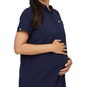 FIGS Maternity Kitale top